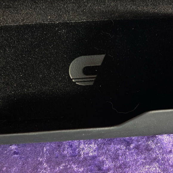 NWOT Carrera Eyeglass Case With Cleaning Cloth - Picture 5 of 7